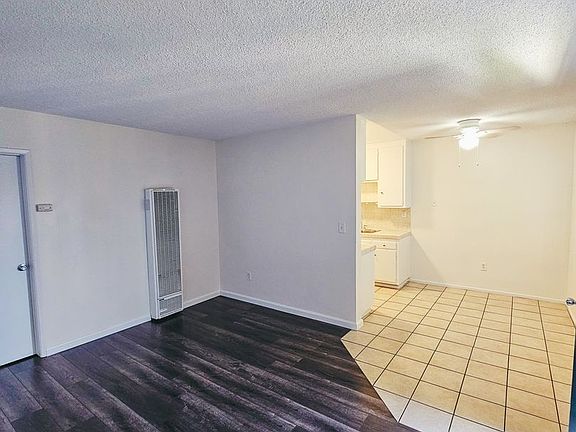 3rd image of 13902 La Pat Pl APT 15