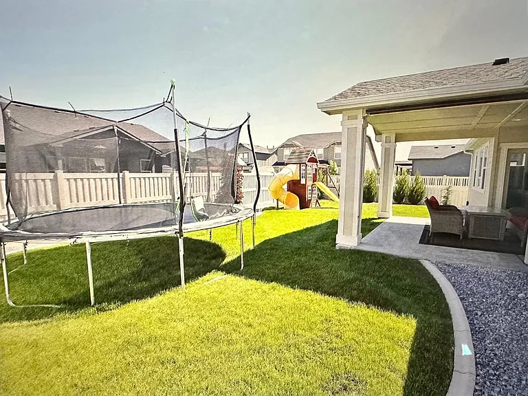 2116 E Melwood St — Photo 22