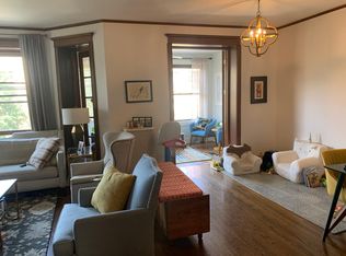 447 W Surf St #3W, Chicago, IL 60657