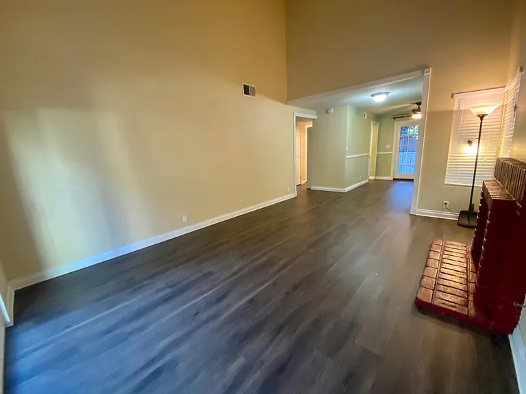 1651 S Juniper St #225 — Photo 6