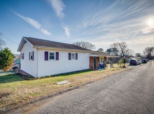 201 Oak St, Surgoinsville, TN 37873