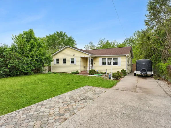 658 Northville Turnpike, Riverhead, NY 11901