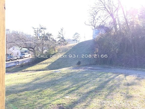 3rd image of 2833 Greenway Dr