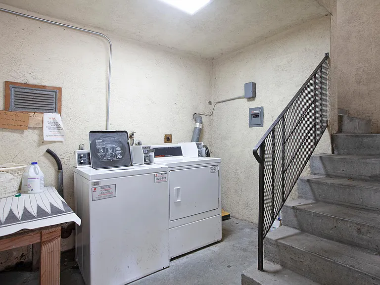 1811 Francisco Street — Photo 10