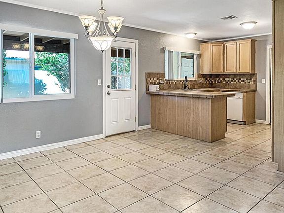 5th image of 53665 Avenida Vallejo
