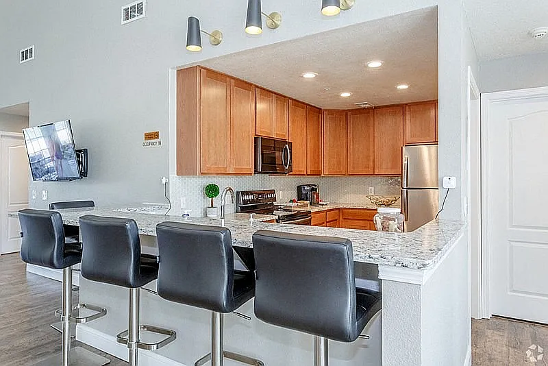 Saddlewood Apartments — Photo 3