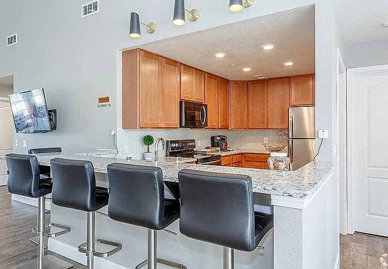 SWClubhouseKitchen1