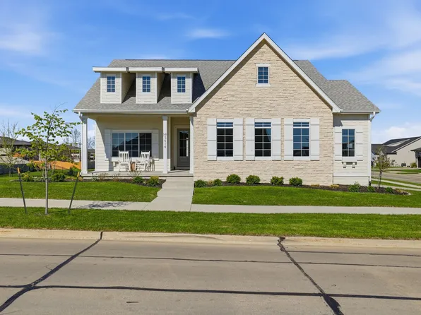 3414 Westgate Pkwy, Clive, IA 50325