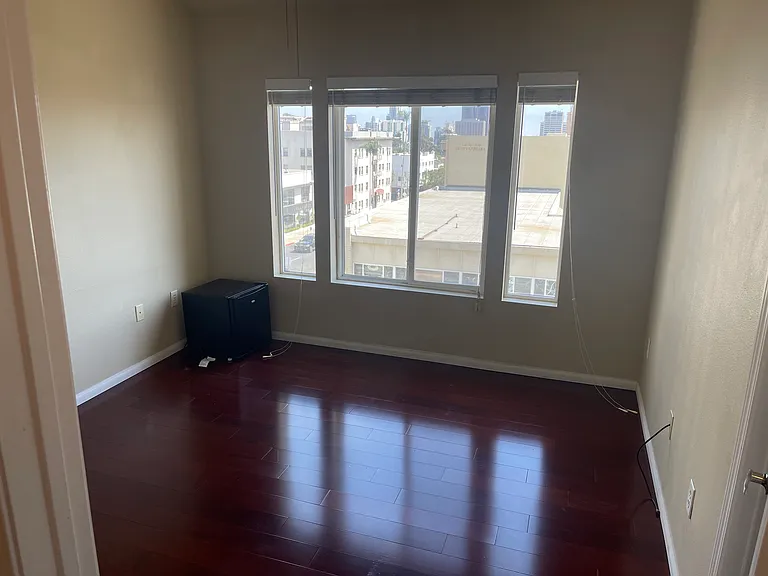 2400 5th Ave #430 — Photo 7