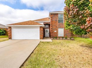 1208 Judy St, White Settlement, TX 76108