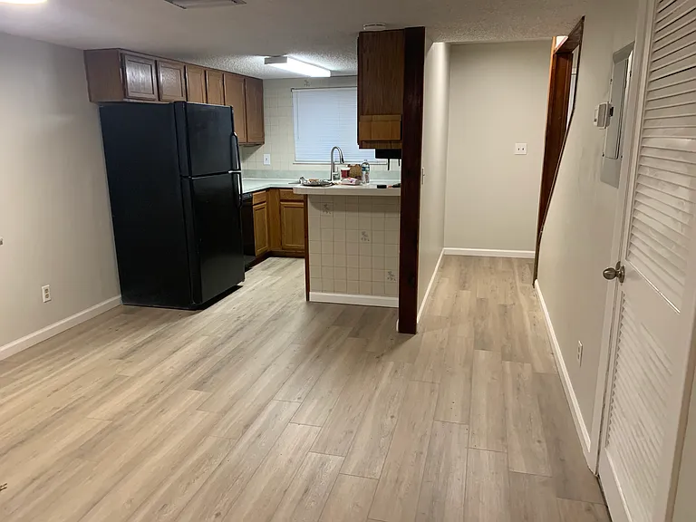 122 Springwood B Cir #B — Photo 11