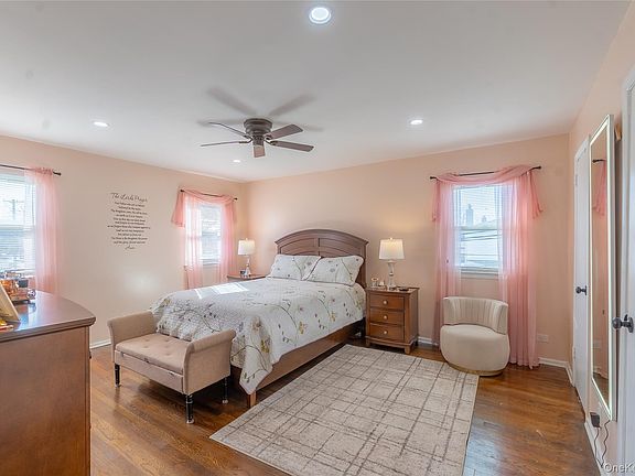 4th image of 25708 147th Avenue