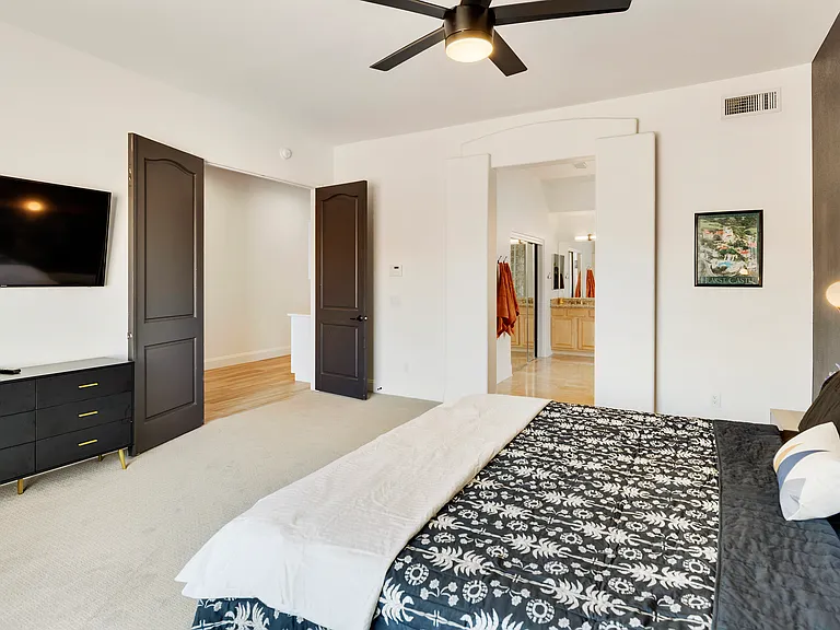 442 W Carob Dr — Photo 34