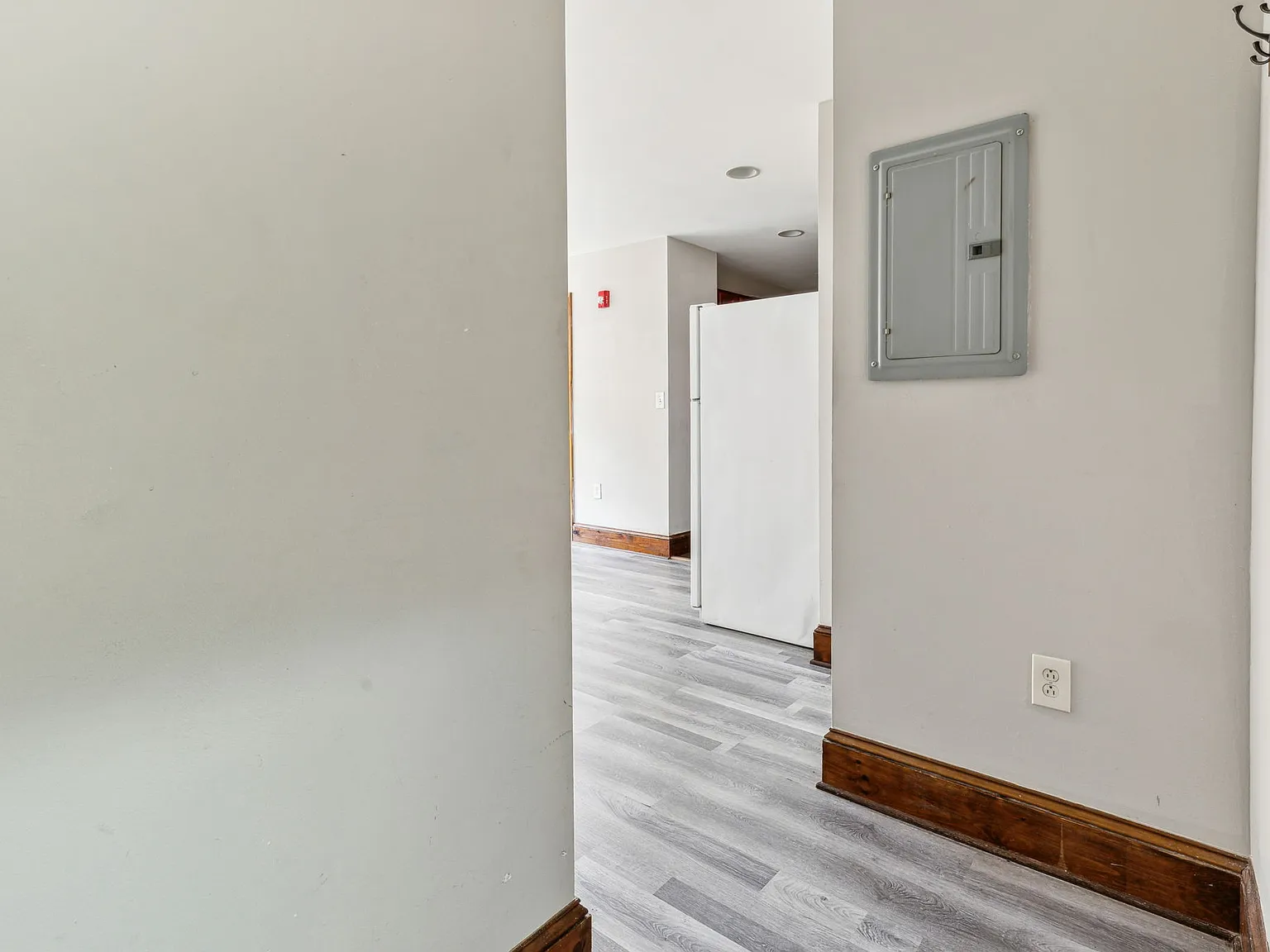 1 bed, $990 — Photo 4