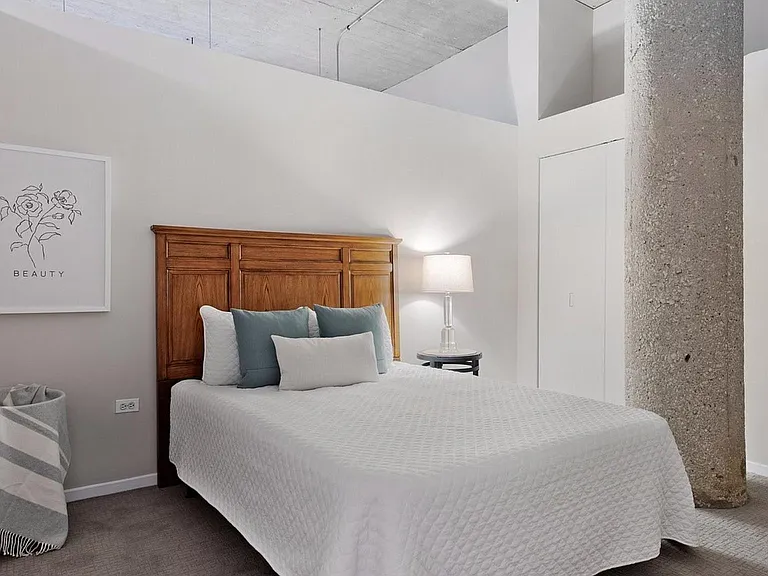 900 N Kingsbury St #751 — Photo 9