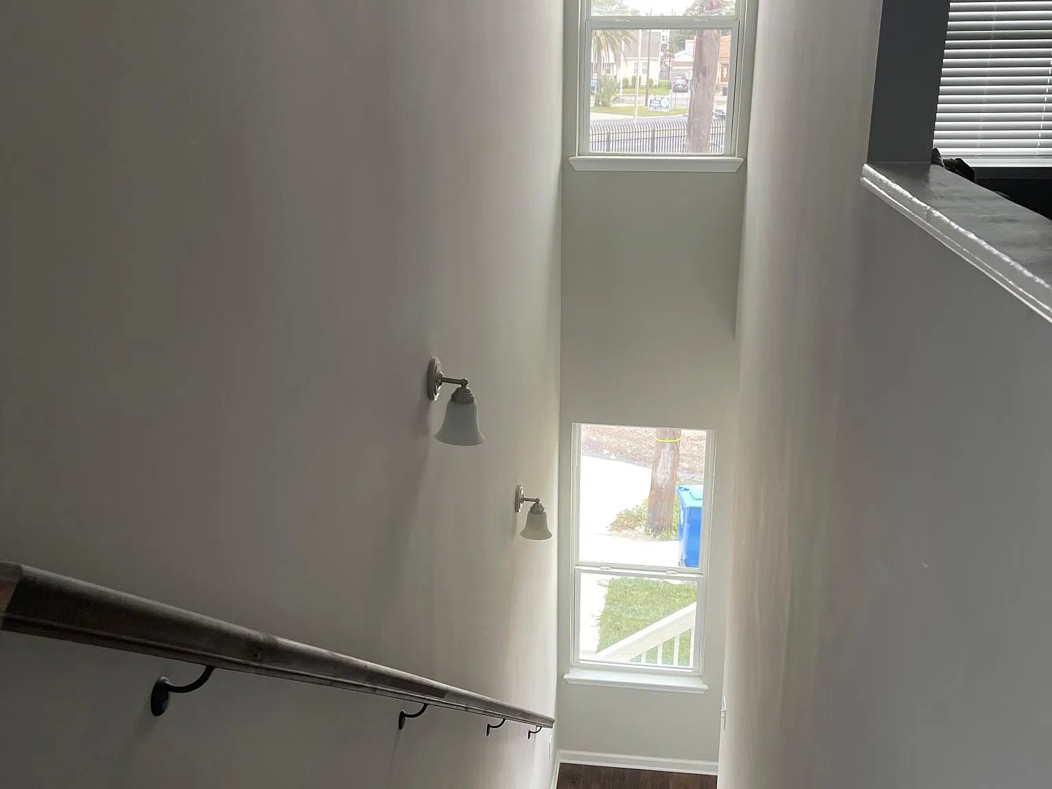 3 bed, 1000 sqft, $1,825 — Photo 4