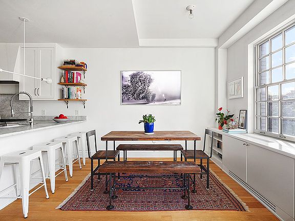 4th image of 563 Carroll St #4
