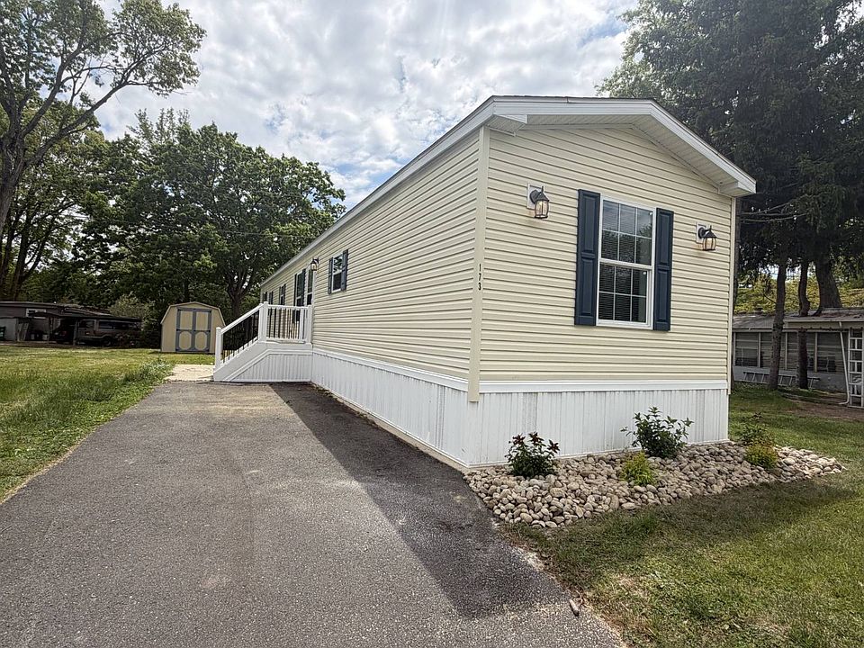 1st image of 173 Laurel Dr