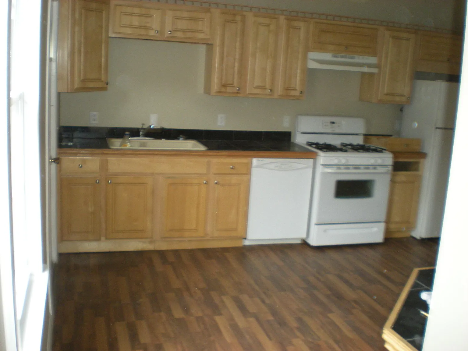 210 Kearsarge St — Photo 2
