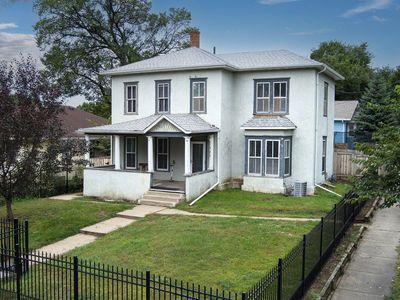 522 N 2nd St, Bismarck, ND, 58501