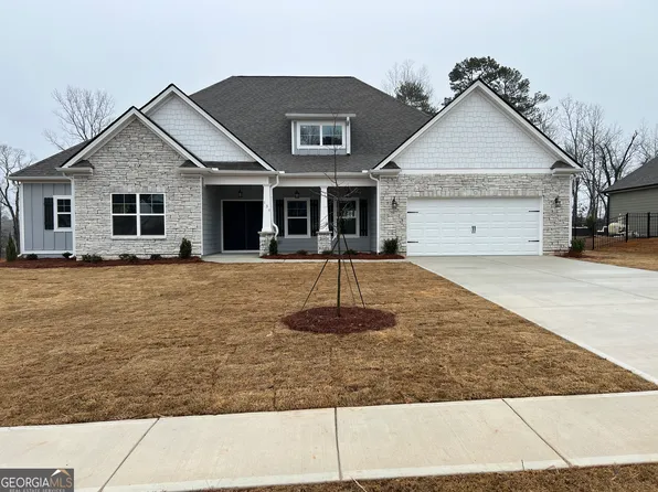 135 Cushing St, Senoia, GA 30276