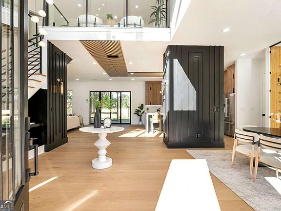 5th image of 2986 San Jose Dr