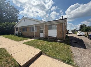 3822 N Sheridan Knolls Ct, Peoria, IL 61614