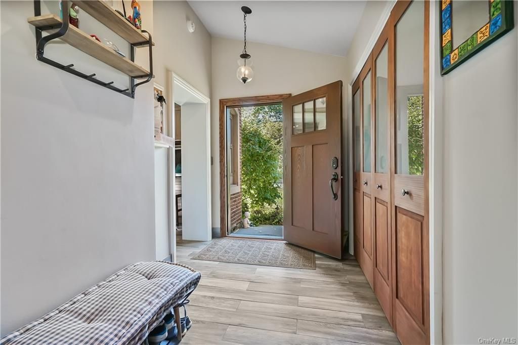 4 Bed 5 Bath Property, New York • 3,808 Sq Ft