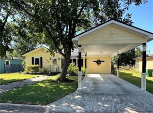 405 Wisteria Ave, Victoria, TX 77901