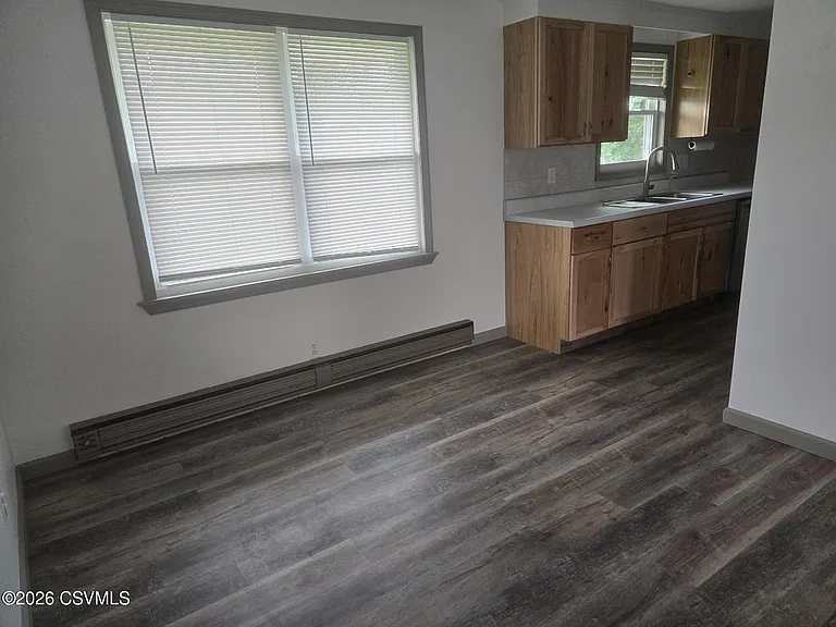 11565 Old Turnpike Rd — Photo 3
