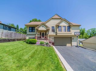 3202 Biscayne Rd, McHenry, IL 60050