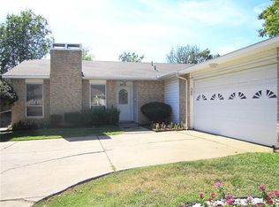 1405 Acapulco Ct, Grand Prairie, TX 75050