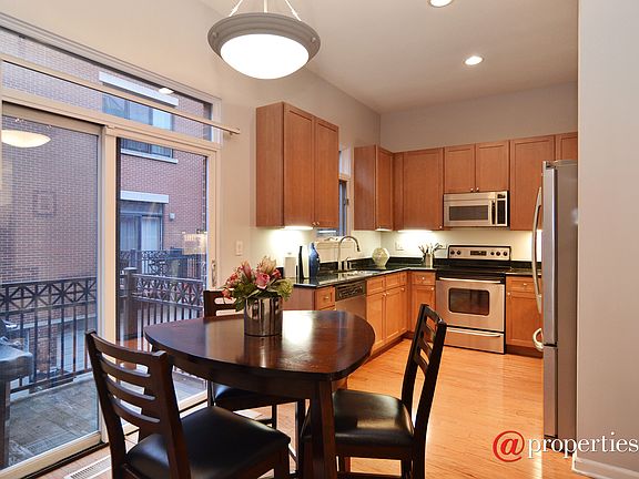 Kitchen / Breakfast Room