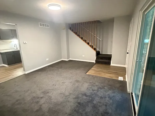1009 Gael Dr Unit B, Joliet, IL 60435