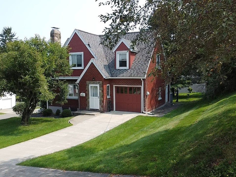 1st image of 25 Chadwick Rd