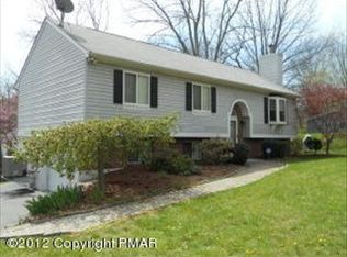 271 Laurel Lake Rd, Bartonsville, PA 18321