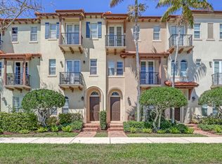 54 Via Floresta Dr, Boca Raton, FL 33487