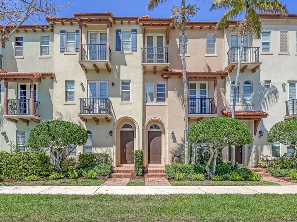 54 Via Floresta Drive, Boca Raton, FL 33487