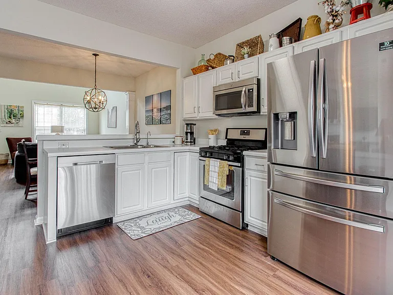 Timbercreek Cir — Photo 3