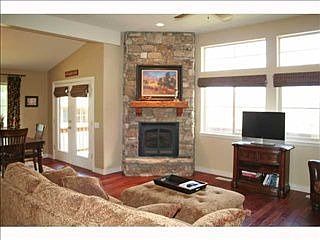 2nd image of 4086 Worthington Dr #E-9
