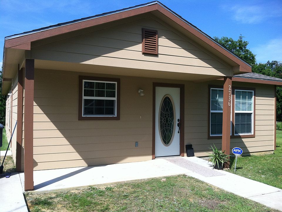 1st image of 2736 Royal Ave