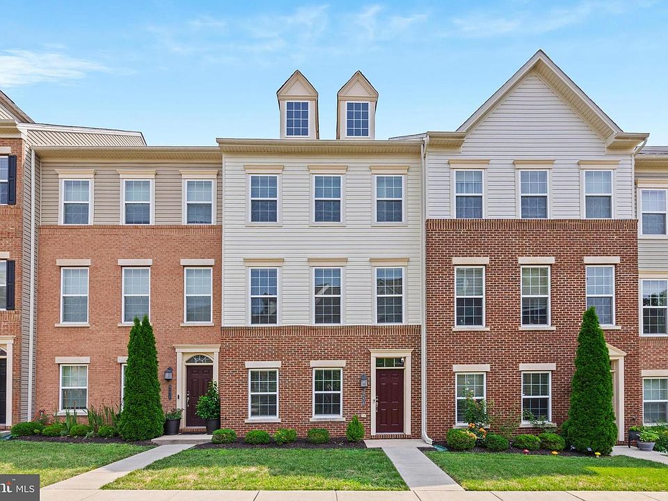1st image of 9236 Garrettson Cir