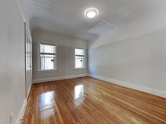3rd image of 45 Brosnan St #4183099