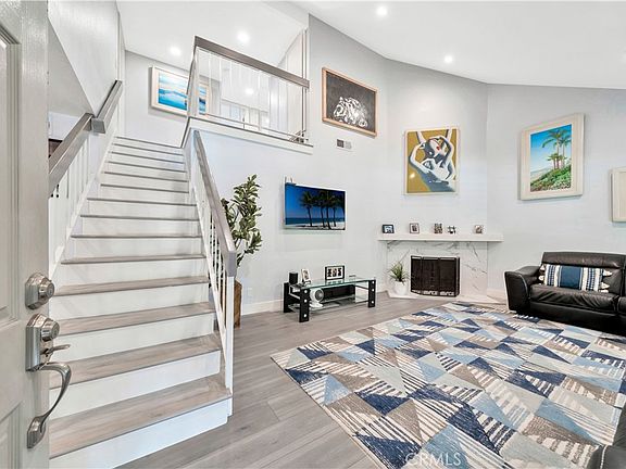 2nd image of 10065 Hidden Village Rd