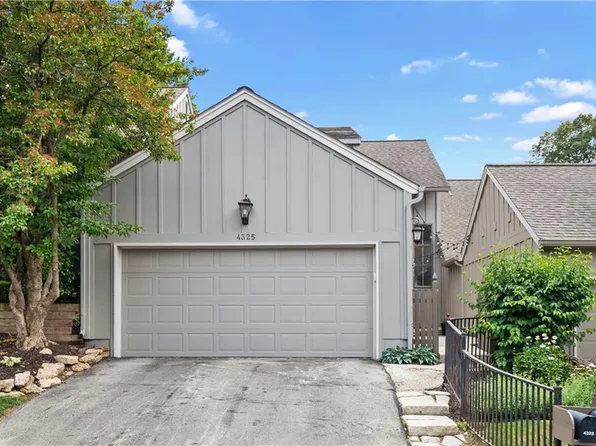 4325 W 111th Ter, Leawood, KS 66211