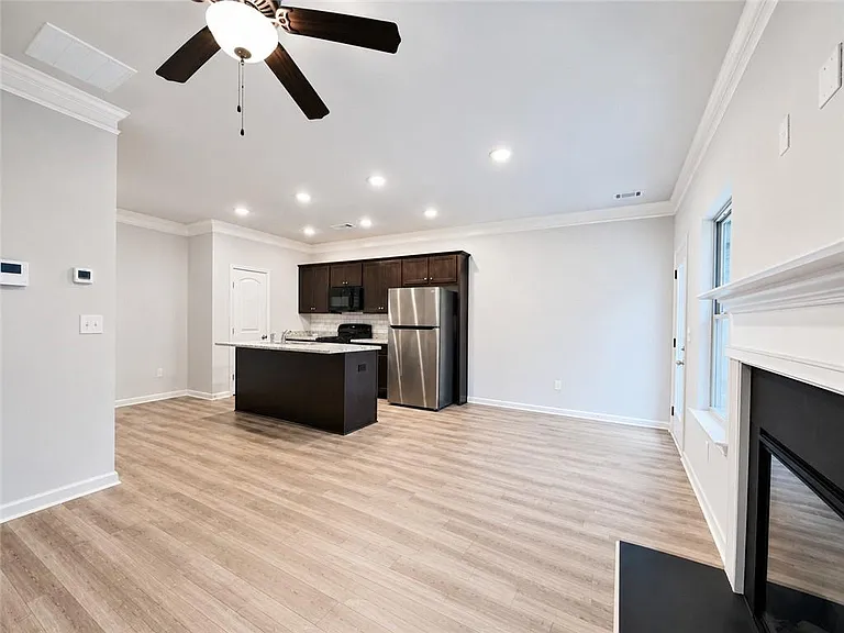 349 Turtle Creek Dr — Photo 8