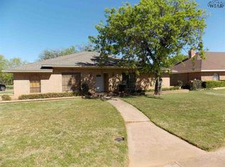 4308 Ridgemont Dr, Wichita Falls, TX 76309
