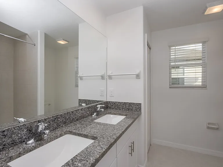 7339 Spring Snowflake Ave — Photo 12
