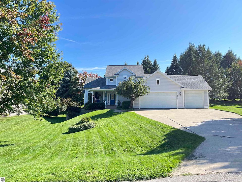 1st image of 4364 Stoneridge Dr