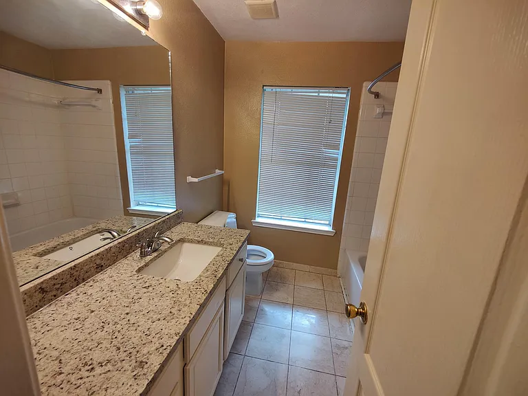 5118 Littleneviss Dr — Photo 33
